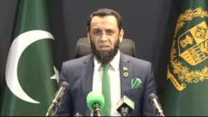 د اطلاعاتو وفاقي وزير د دارالعلوم حقانيه اكوړه خټك دوره ٬ د سولې، روادارۍ او ملي یووالي پېغام ته وده وركول د وخت اهم حاجت دے: عطاﺀ تارړ